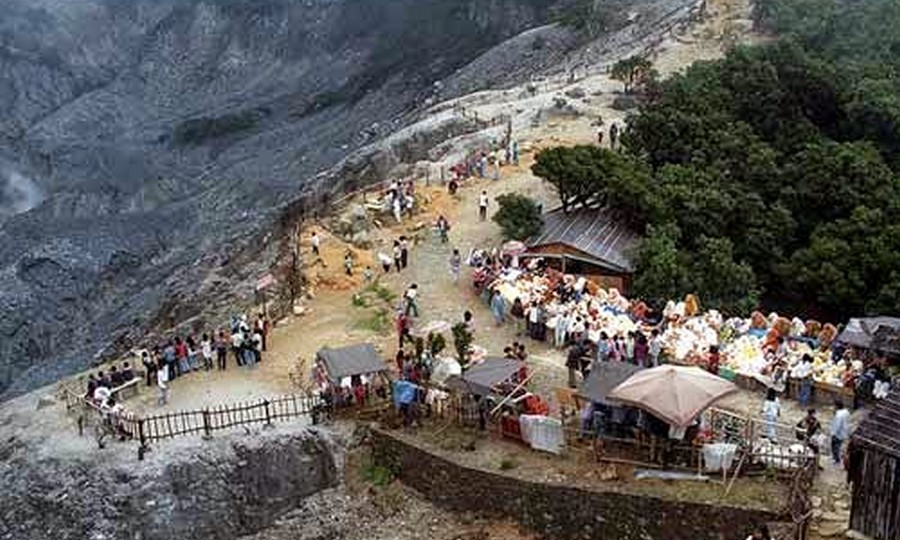 Cerita Misteri gunung tangkuban perahu