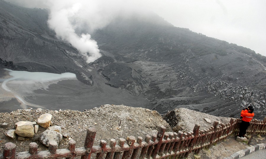 Tangkuban Perahu Bandung