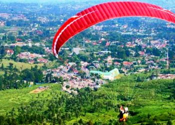 Destinasi Wisata yang Membuat Kamu Ketagihan di Jawa Barat