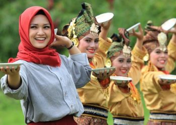 6 Destinasi Wisata di Sumatra Barat yang Membuat Liburan Anda Lebih Berkesan