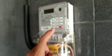 Listrik gratis untuk warga miskin