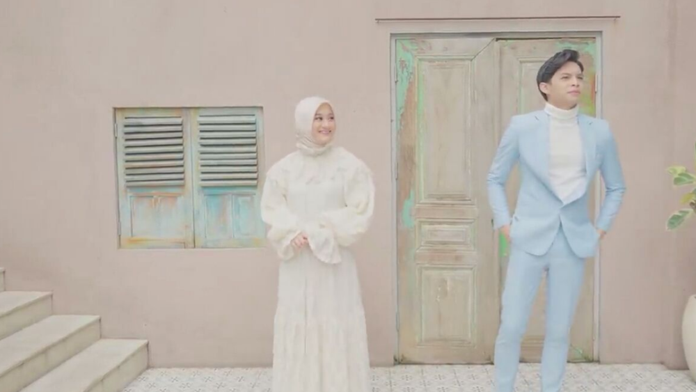 Lagu Kuyakin Bahagia – Rey Mbayang & Dinda Hauw kuyakin bahagia