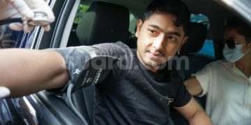 Dicap Kurang Keren, Ternyata Segini Harga Baju Arya Saloka di Penghargaan Ikatan Cinta