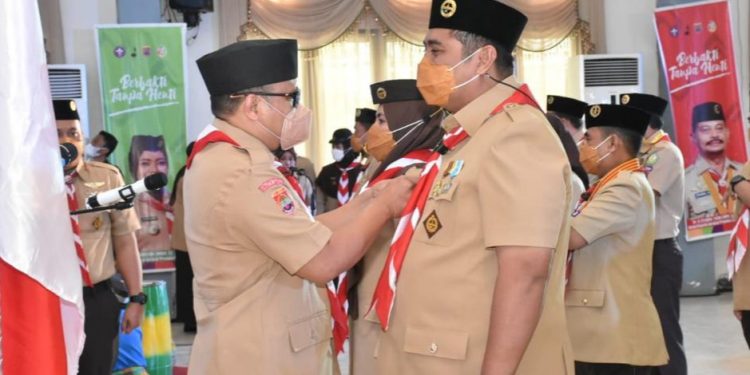 Ketua Harian Kwarda Sulsel Lantik Ketua Mabicab Gerakan Pramuka Maros
