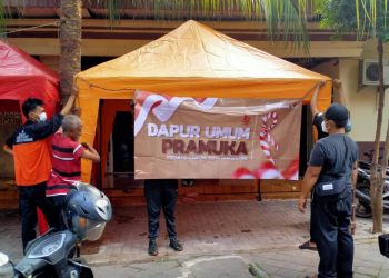Tim Reaksi Cepat Kwarcab Kota Tangerang Bantu Warga Yang Menjalani Isolasi Mandiri