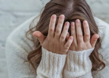 Wajahnya Dibilang Mirip Orang 50 Tahun, Umur Asli Wanita Ini Kejutkan Warganet