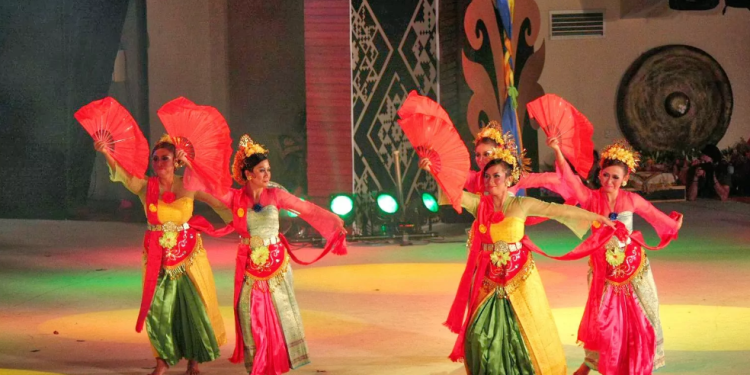 tari jaipong jawa barat