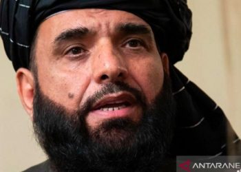 Taliban Larang Pangkas Rambut dan Salon untuk Potong Janggut Pria