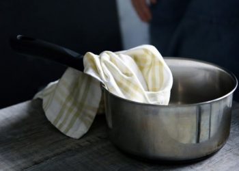Viral Akun Minta Beli Serbet Dapur Bekas, Fetish Baru?