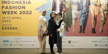 Koleksi scarf terinspirasi dari perempuan refuge tampil di IFW.