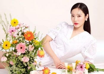 Floral Natural Look.