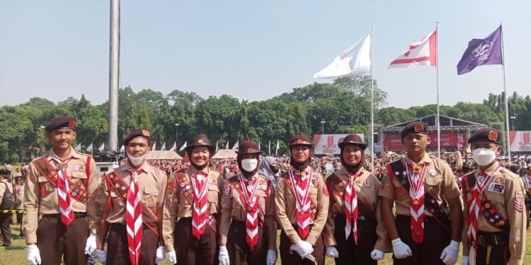 Tim pengibar bendera Jamnas XI.