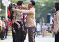 Kak Ridwan Selaku Mabida Jawa Barat dan Kak Atalia selaku Kak Kwarda Jawa Barat Melepas Peserta Jambore Dunia 2023 di Gedung Sate