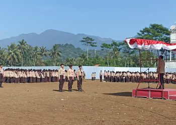 Pembacaan Pancasila, UUD dan Dasa Darma Pramuka Saat Upacara HUT Pramuka ke-62 di Tasikmalaya