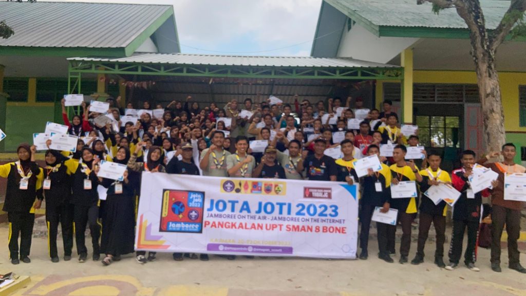 UPT SMAN 8 Bone Resmi Menutup Jota Joti Tahun 2023 Penutupan Jota Joti UPT SMAN 8 Bone