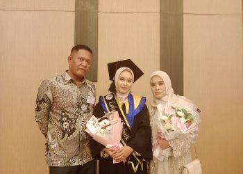 Aisya Anindia Lulusan Terbaik Prodi Manajemen Politri Tasikmalaya Tahun 2024