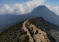 Gunung Gede Pangrango: Mahkota Alam Jawa Barat